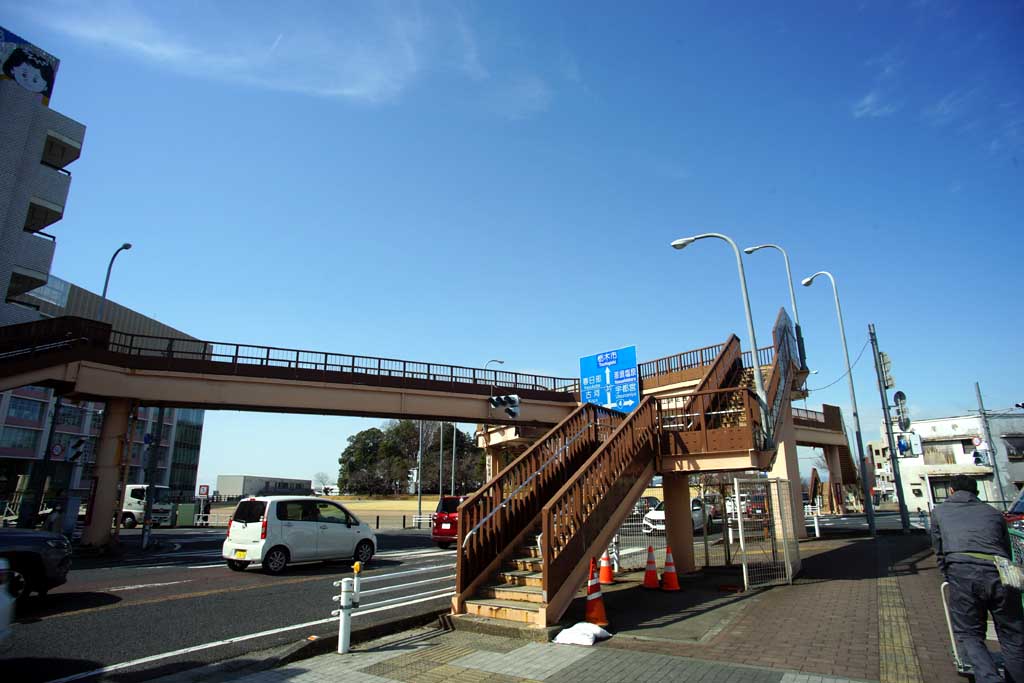 ���R�s�����EX�����ӁA�Q�O�Q�U