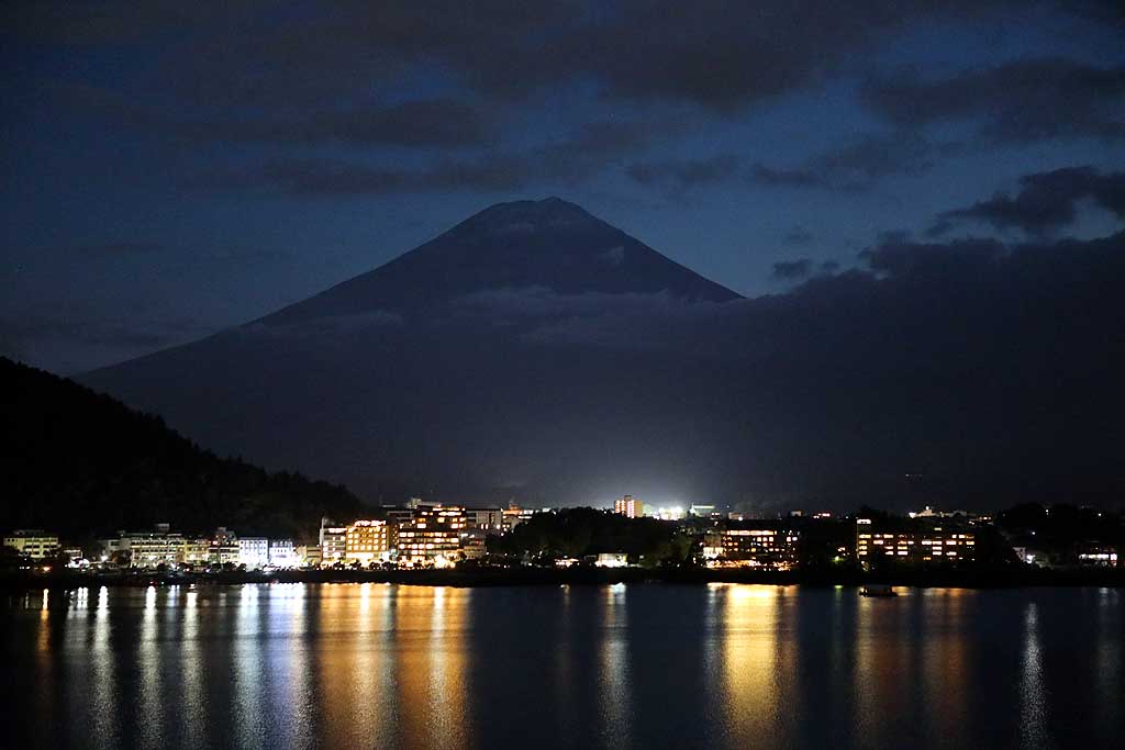 河口湖 富士山 初秋